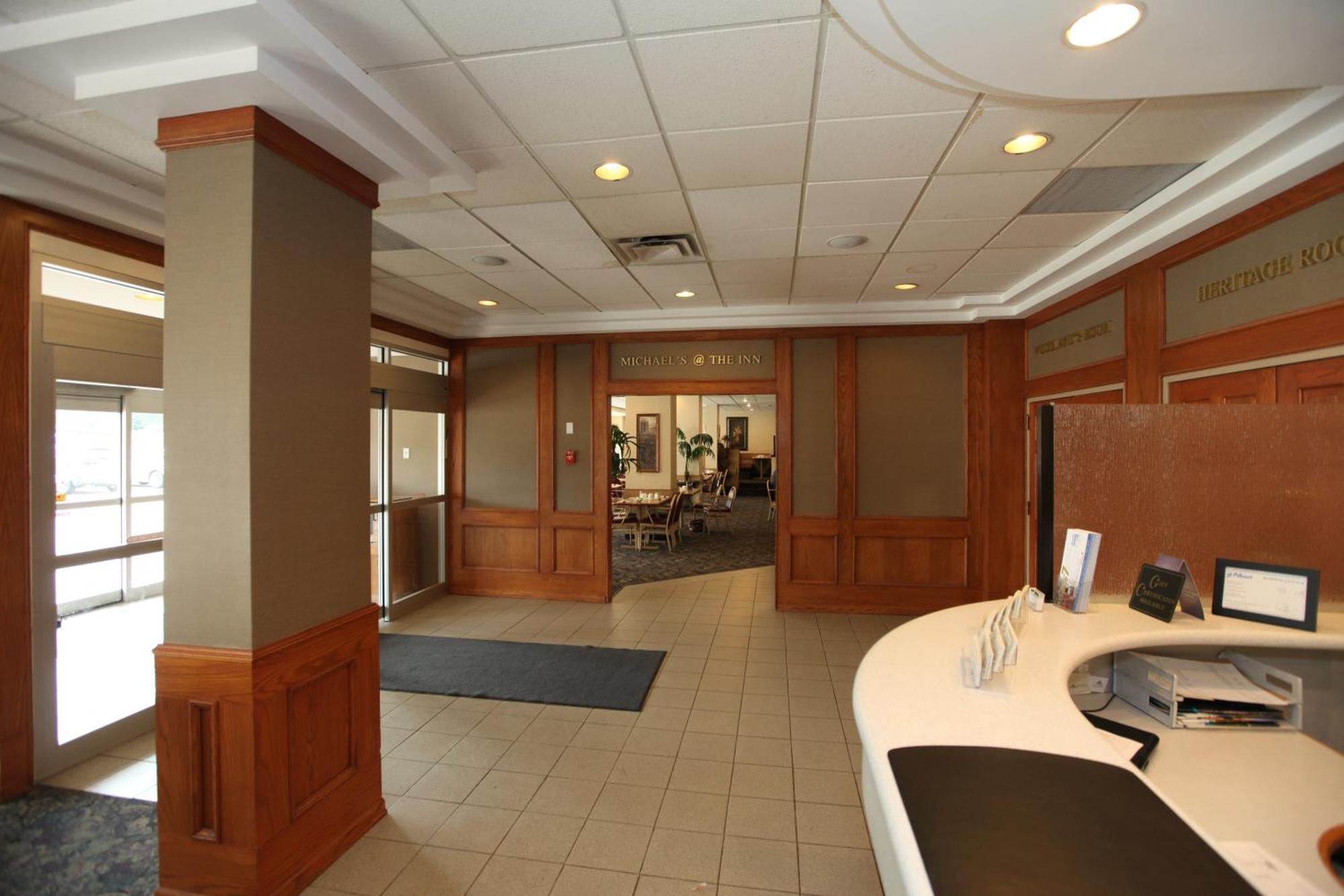 St. Albert Inn & Suites Saint Albert Eksteriør bilde