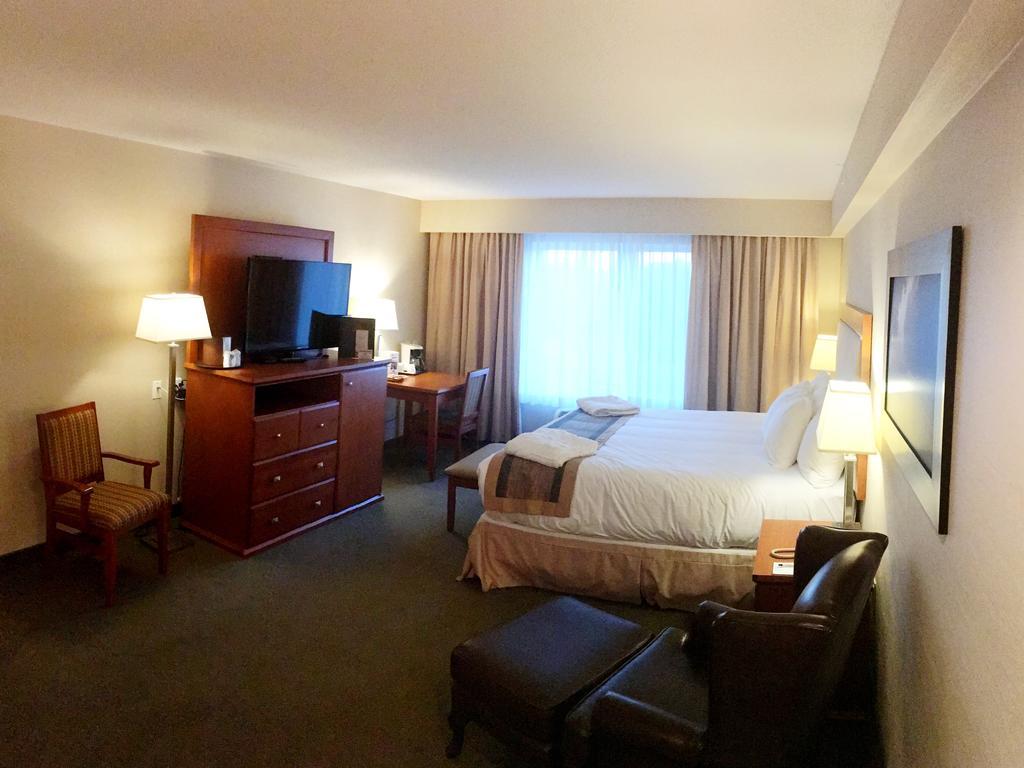 St. Albert Inn & Suites Saint Albert Eksteriør bilde
